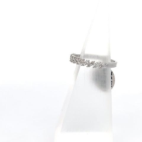 40538 - PLAT Marquise Diamond Ring