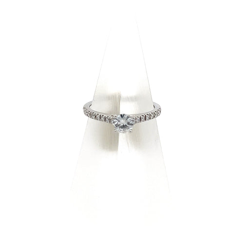 40058 - 18KT WG Round diamond Ring