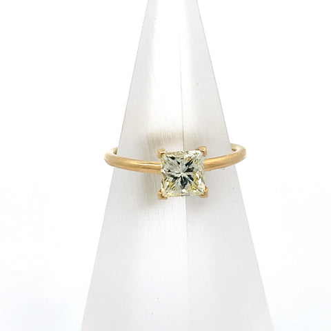 40341 - 18KT YG Natural Fancy Yellow Princess Diamond Ring