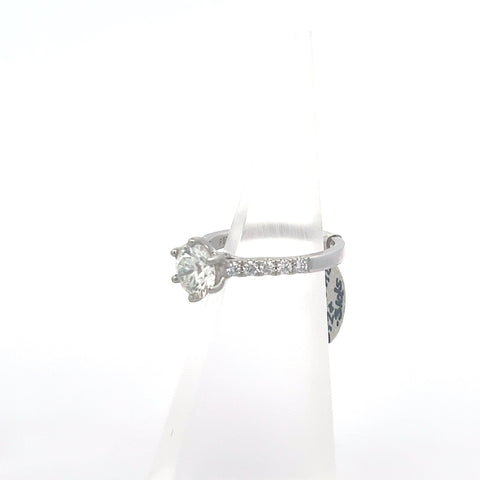 40545 - Platinum Round Diamond Ring