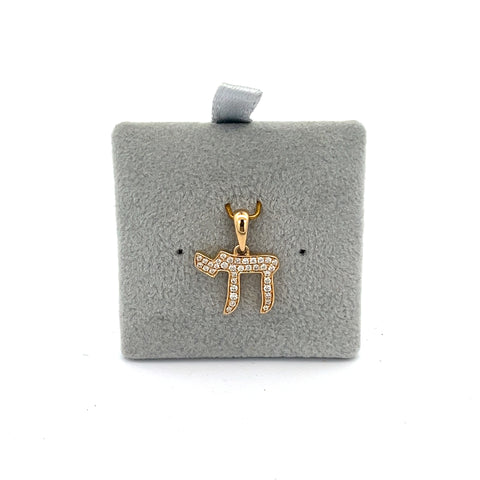 18KT YG Diamond Chai Pendant