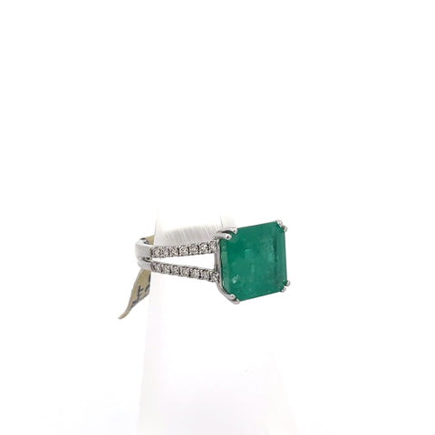 E0102 Emerald Ring