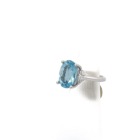 AQUA13 - 18KT WG Oval Aquamarine Ring