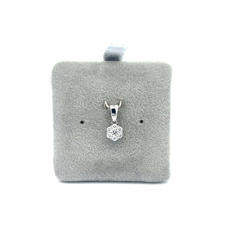 18kt WG Round Diamond Cluster Pendant