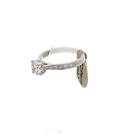 40423 - 18KT WG Round Diamond Ring