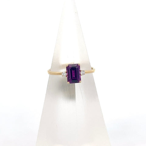 GARN3 - -18kt YG Octagonal Purple Garnet and Diamond Ring
