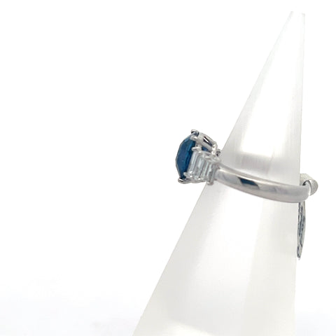 S0204 - Platinum900 Cushion Sapphire and Baguette Diamonds