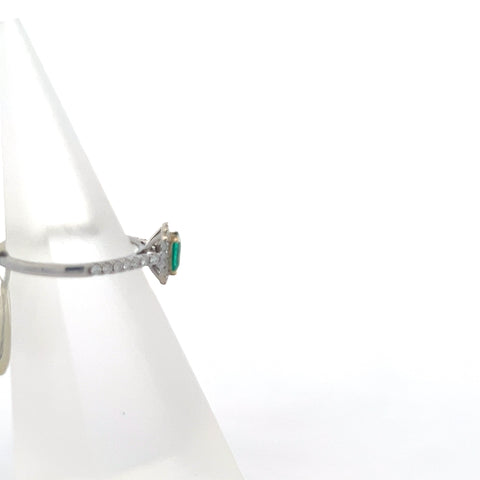 E0189 - 18kt WG/YG Octagonal Colombian Emerald with Diamond Halo and Shoulders
