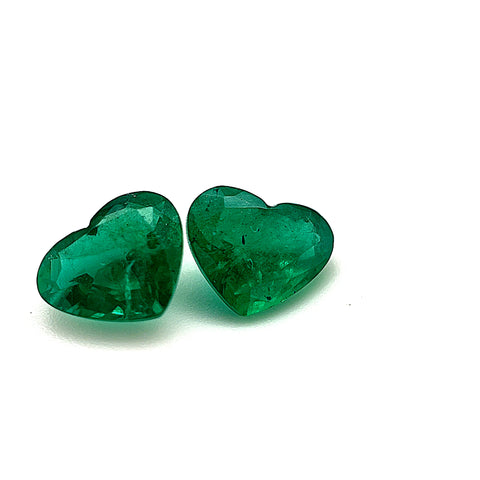 Emerald 1.79cts Hearts