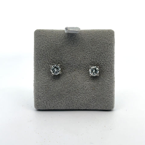 18KT WG 0.60cts Round Diamond Studs