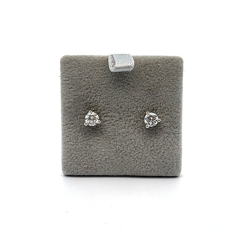 18KT WG 0.51cts Round Diamond Studs