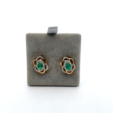 18KT TT Oval Emerald Motif Earrings