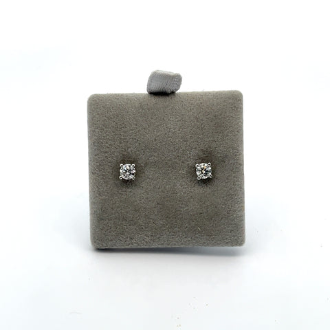 18KT WG 0.31cts Round Diamond Studs