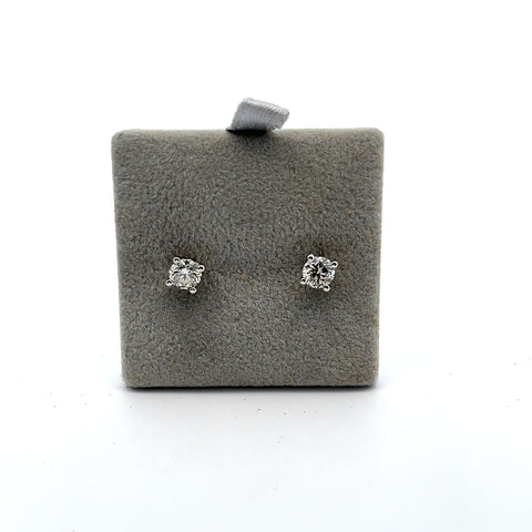 18KT WG 0.57cts Round Diamond Studs