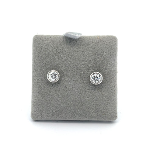 18KT WG Rub Set 0.50cts Round Diamond Studs