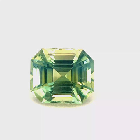 Green Sapphire 1.12ct Octagonal
