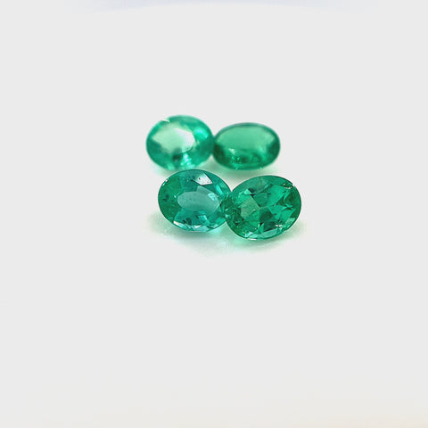 Emerald 1.35cts Ovals