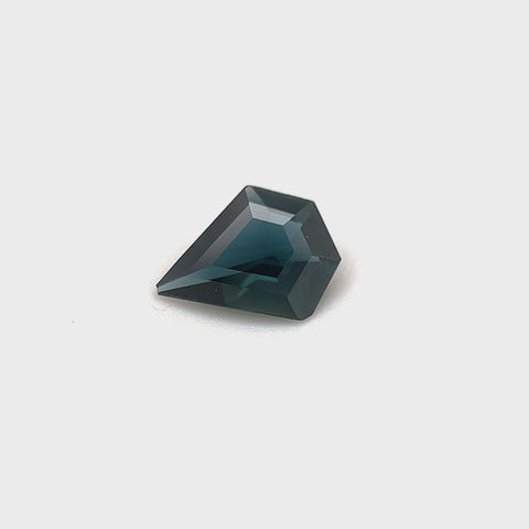 Teal Sapphire 0.75ct Kite