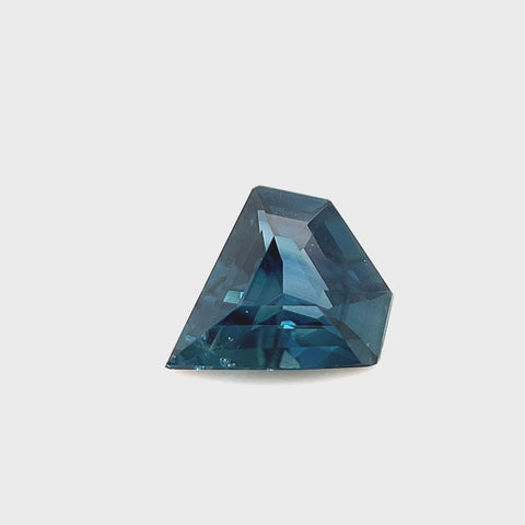 Teal Sapphire 0.73ct Kite